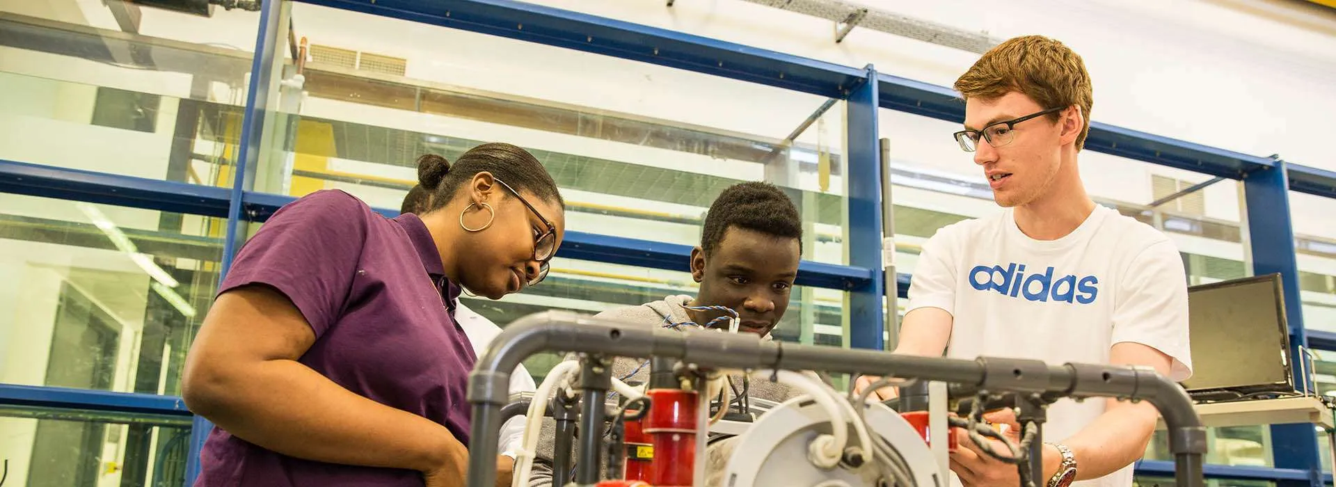 students working on an ROV