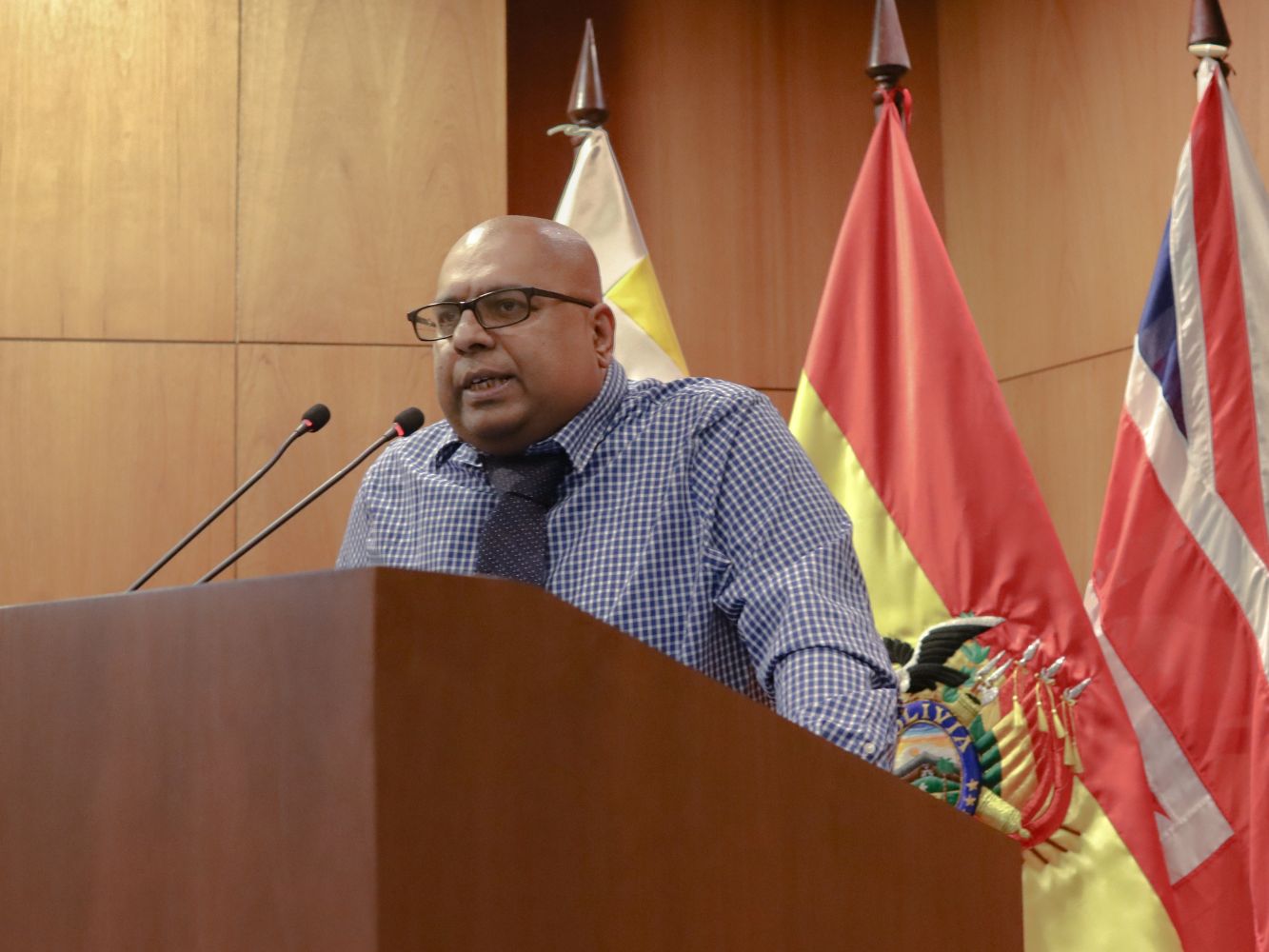 Professor Mamdud Hossain during his speech in La Paz, Bolivia.
