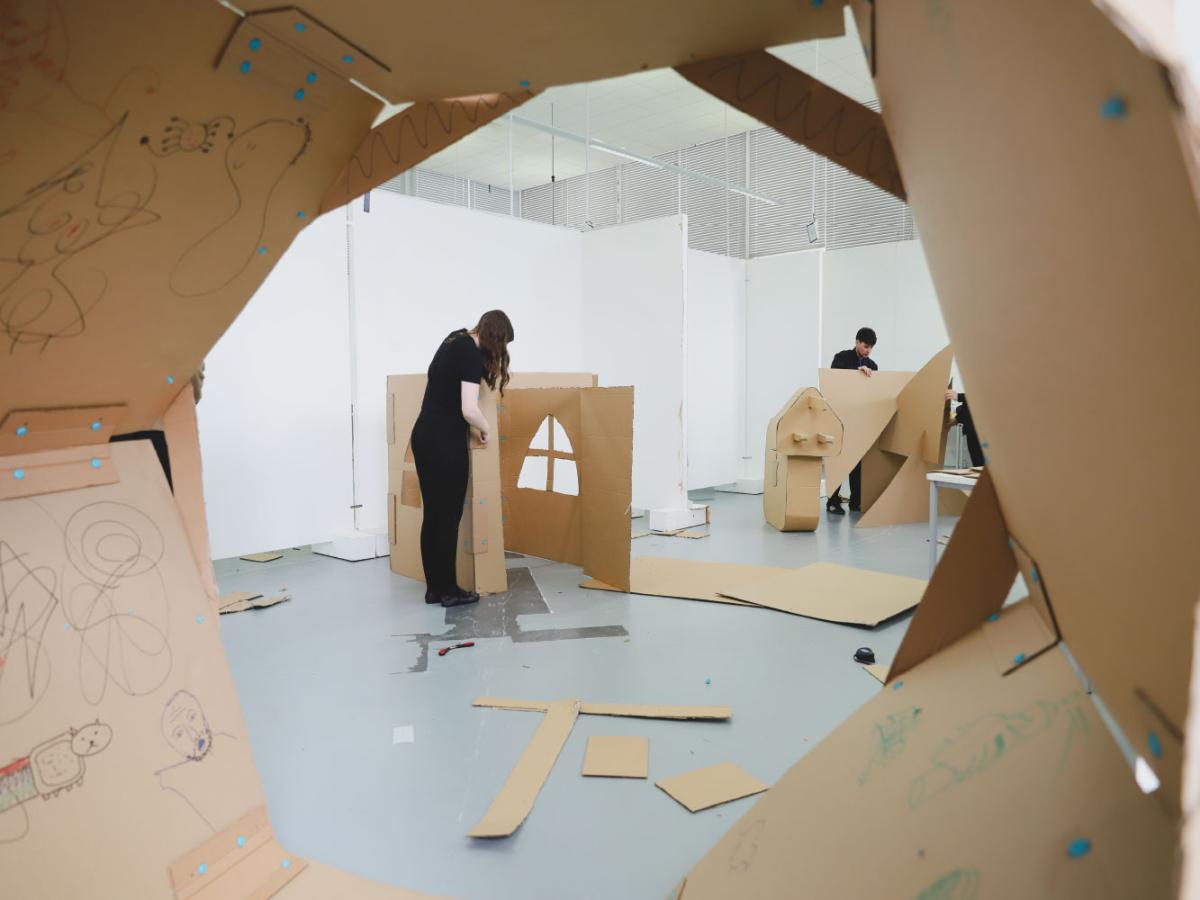 Grays-Engage-The-Big-Build-Collaborative-Sculpture-Workshop-IMG2436-1333