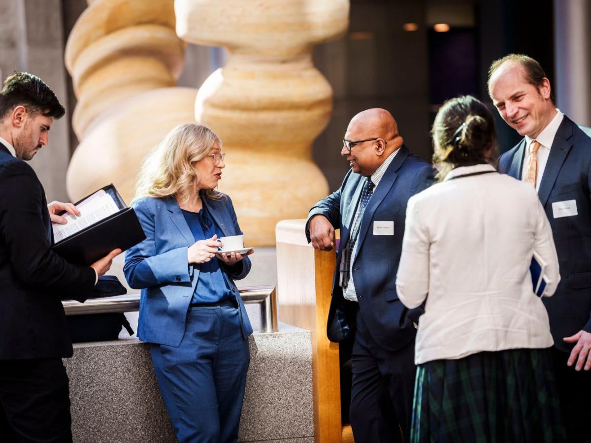 Professor Mamdud Hossain (right) speaks to Gillian Martin MSP, Minister for Climate Action