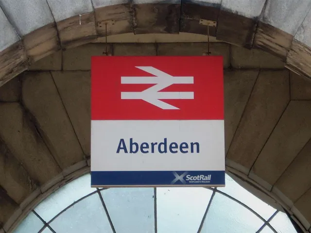 sign for aberdeen train station
